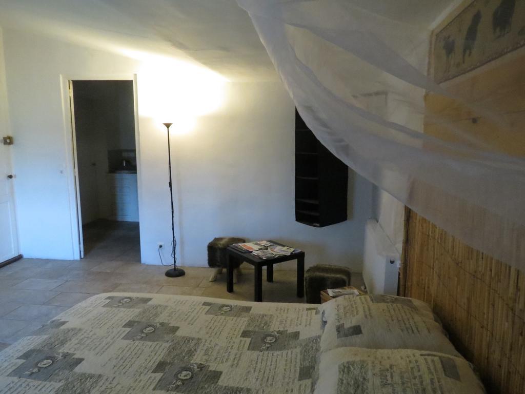 B&B Mas Les Lecques Beaucaire (Gard) Ngoại thất bức ảnh