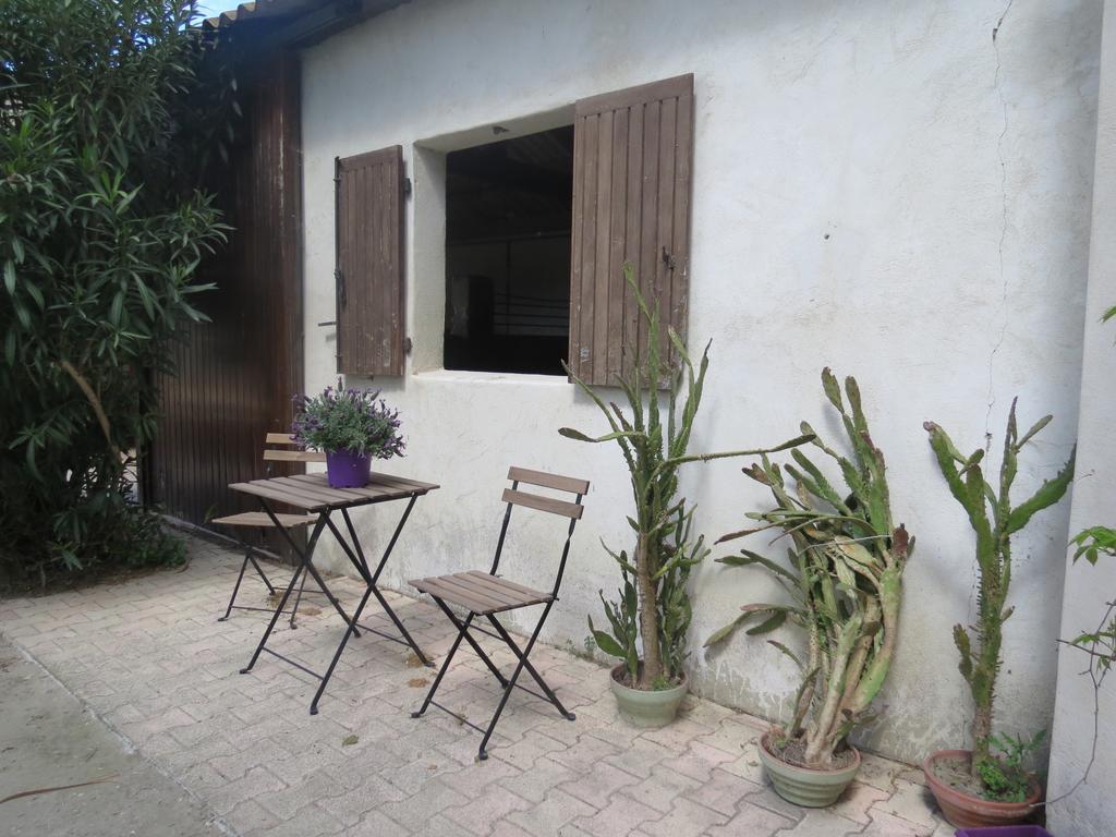 B&B Mas Les Lecques Beaucaire (Gard) Ngoại thất bức ảnh